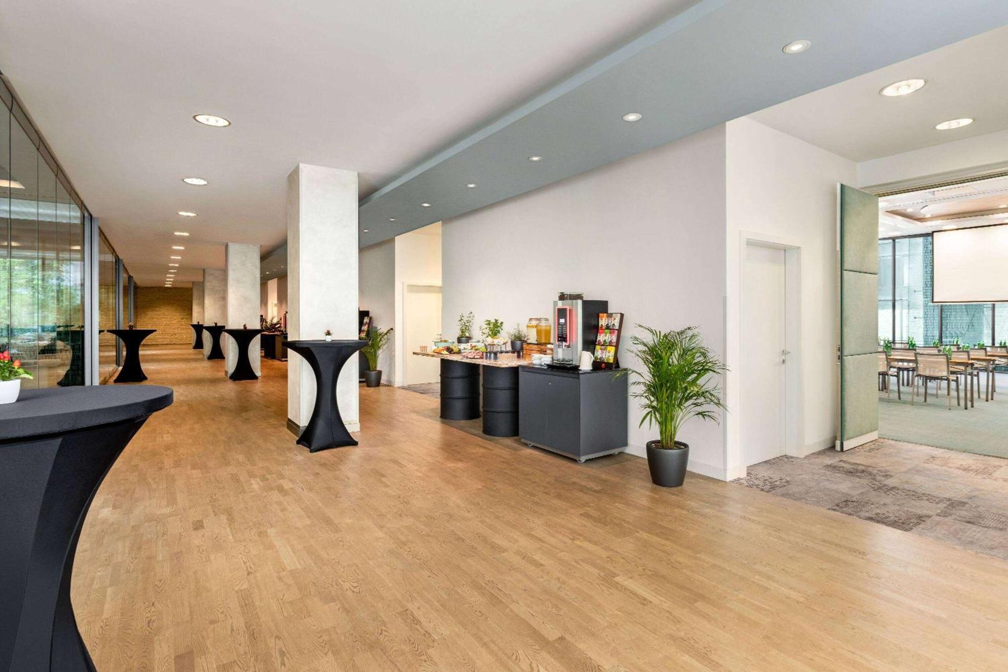 Vienna House By Wyndham Andel's Прага